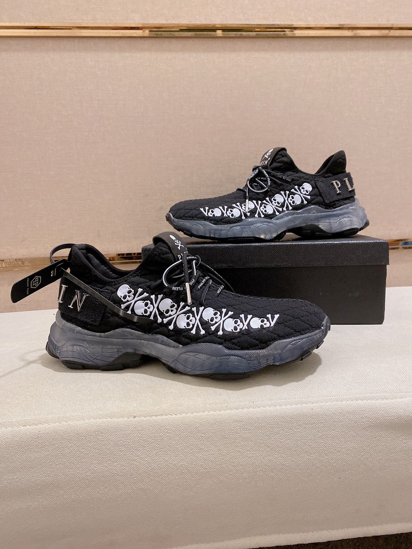 Precio de fábrica: 310PHILIPP PLEIN marca marea alemana, boutique única original, entrenadores casua
