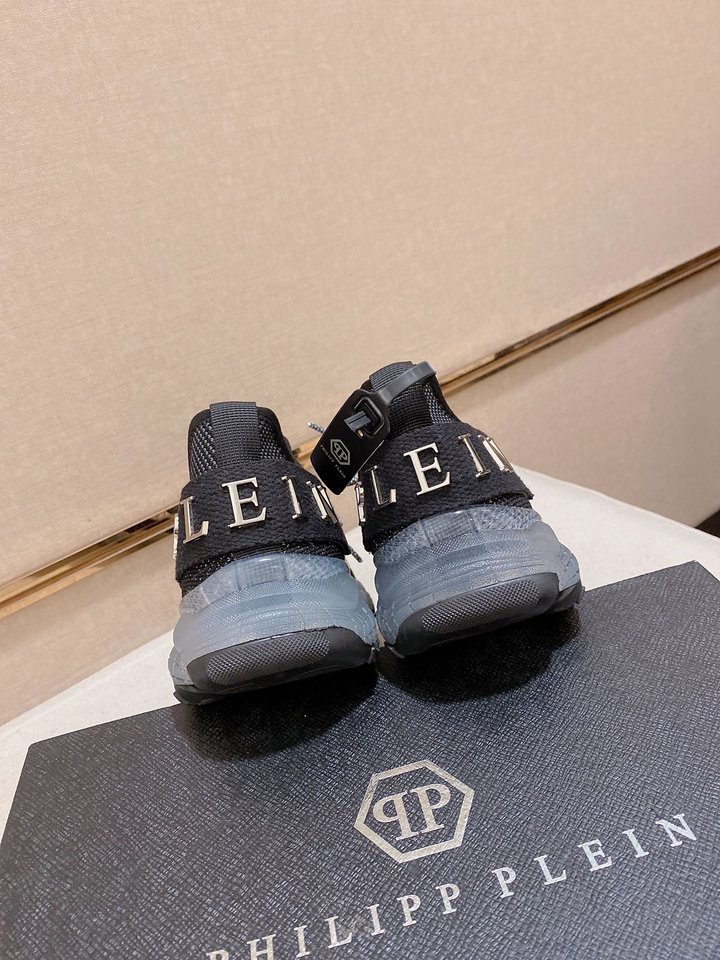 Precio de fábrica: 310PHILIPP PLEIN marca marea alemana, boutique única original, entrenadores casua