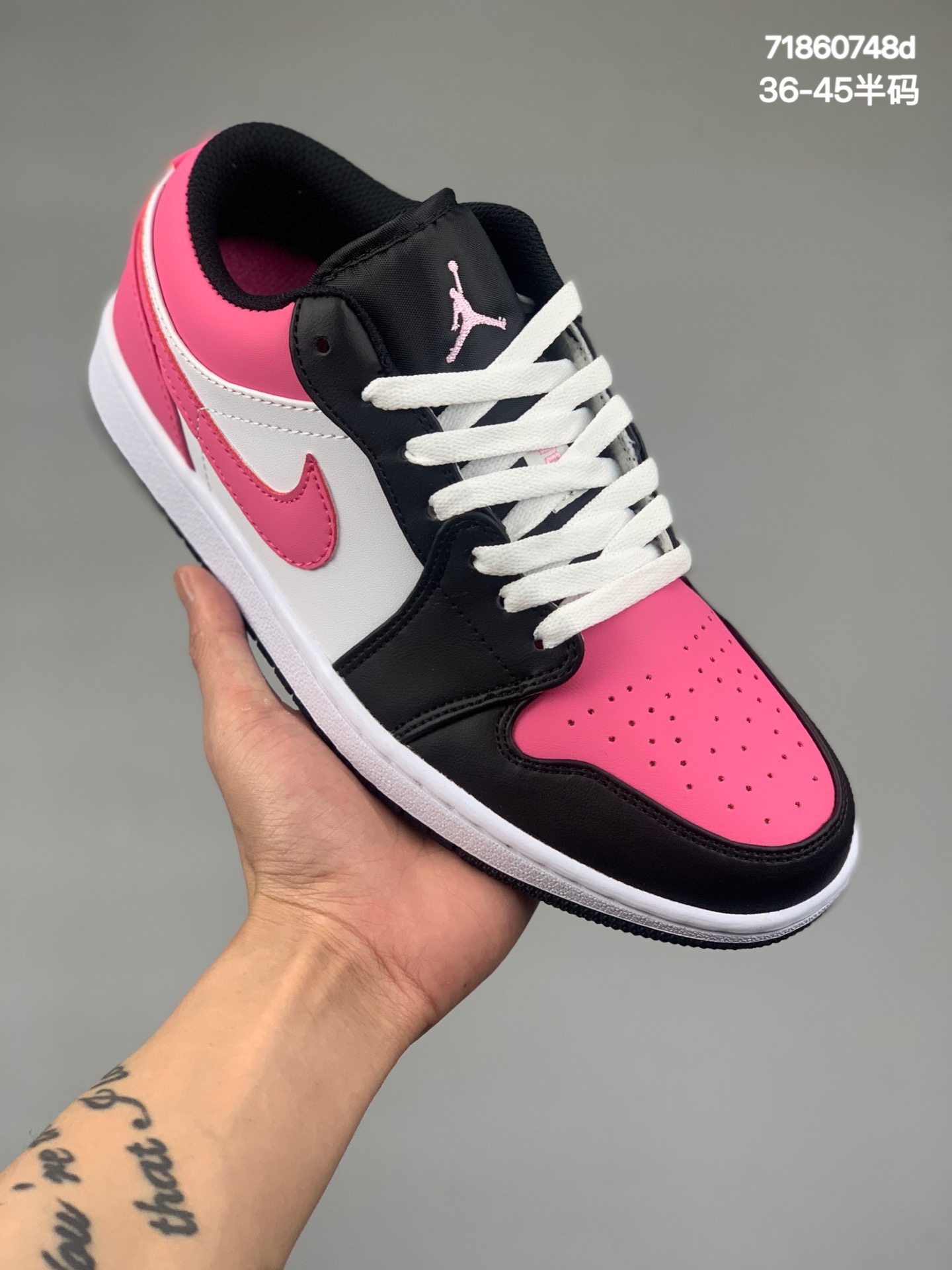 本地
  Air Jordan 1 Low AJ1乔1低帮文化篮球鞋 女鞋6孔 554723-601 原鞋开发 大厂代工流水线打造 一眼公司货既视感 良心平民定价 每一个配色均采购原鞋确认细节 认准细节实拍 文案口嗨无用 实物到手既分高下
 尺码：36-45半
编码：71860748d