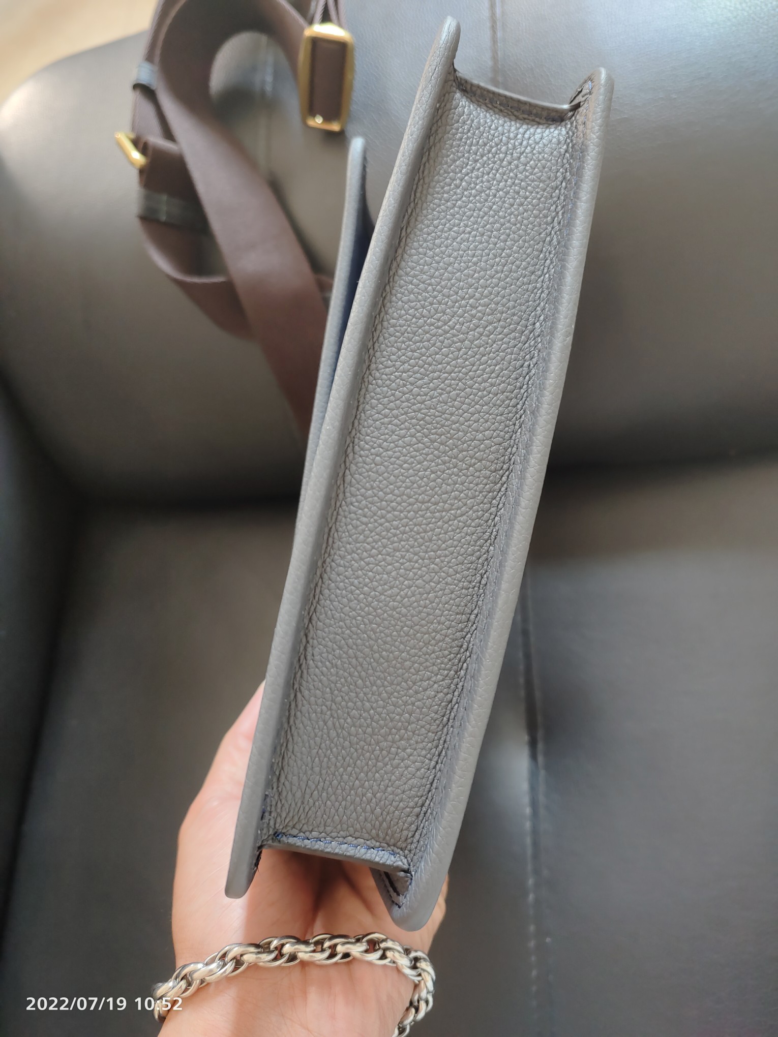 Coach 8185 新款COACH男款Turner Flap单肩/斜挎包 香布蕾配色 荔枝纹牛皮拼接