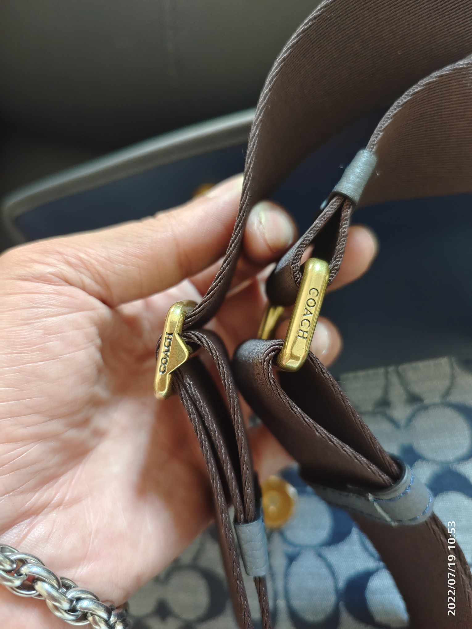 Coach 8185 新款COACH男款Turner Flap单肩/斜挎包 香布蕾配色 荔枝纹牛皮拼接