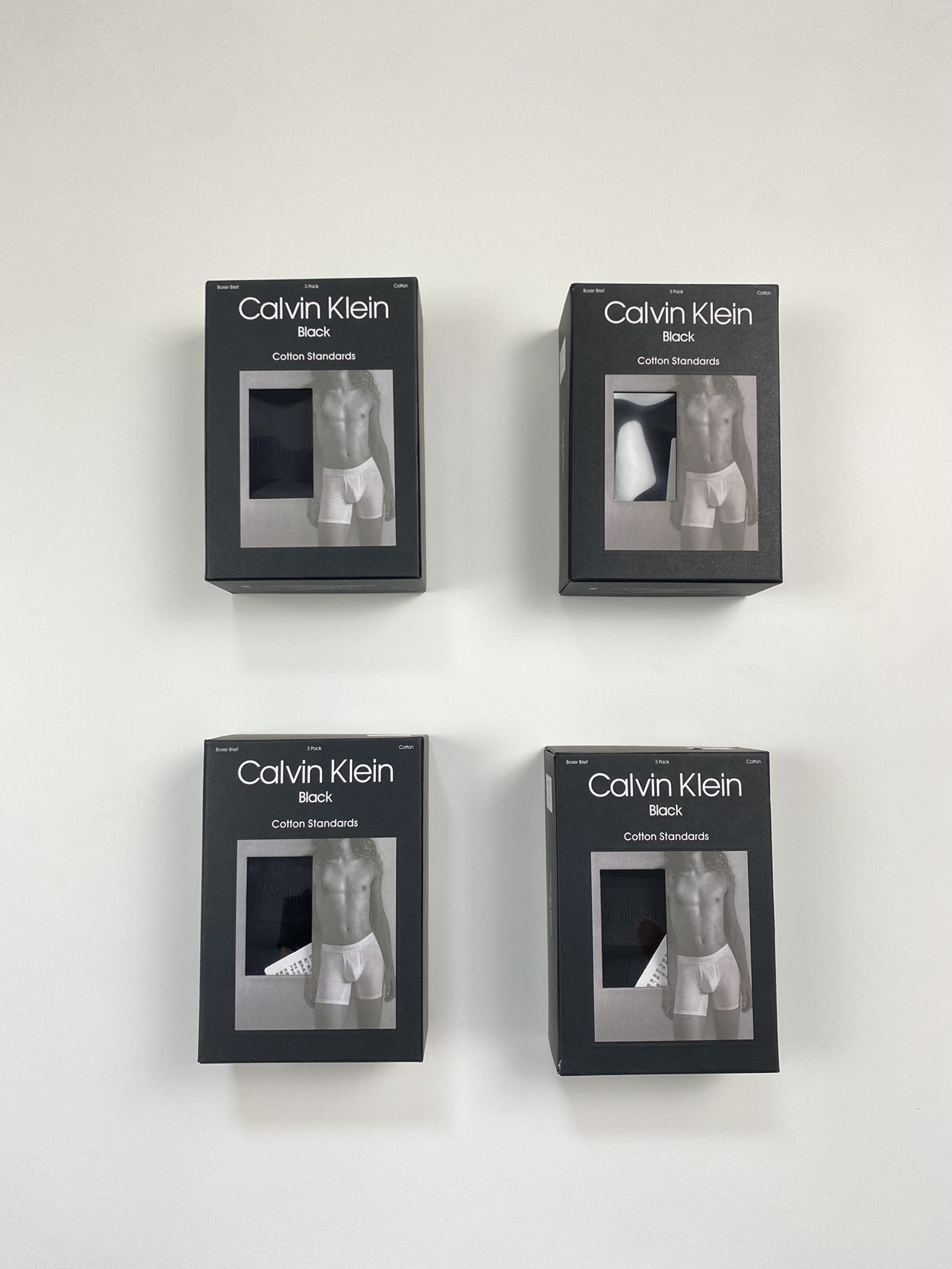 CK新款男士三条装内裤体验CK的高级内裤技术，感受无与伦比的舒适感CK的高级内裤技术结合了最新的面料和设