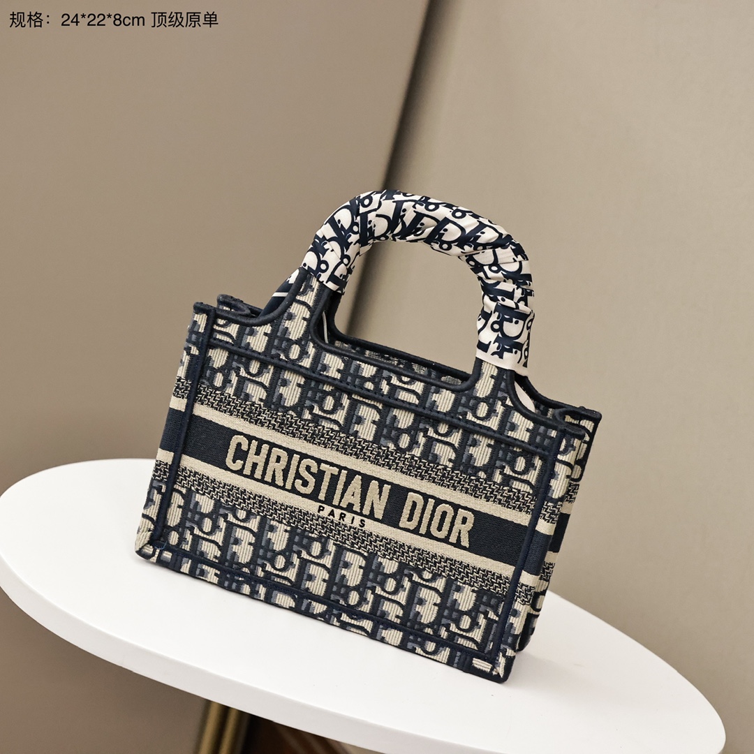 J5    迪奥迷你托特包