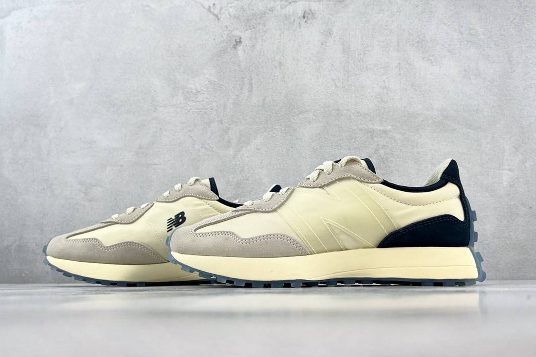 总裁特价 
公司级 ANB BRAND x New Balance 327 白藏青

货号：MS327A