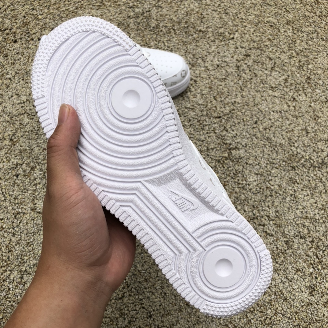320 Louis Vuitton LV x Nike Air Force 1 x off-white 联名AF1 空军一号联名LV LD4631-203