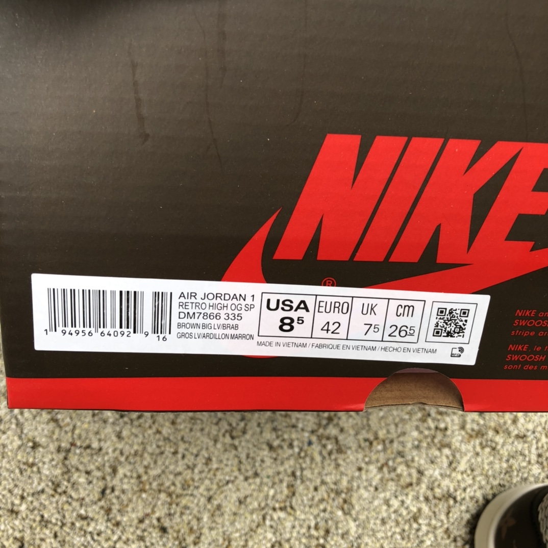 300 Travis Scott x Nike Air Jordan 1 Low AJ1 联名lv低帮板鞋TS 联名倒钩 DM7866-335