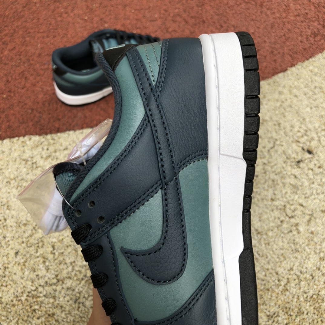 400 Nike Dunk Low 滑板鞋 低帮复古板鞋DR9705-300