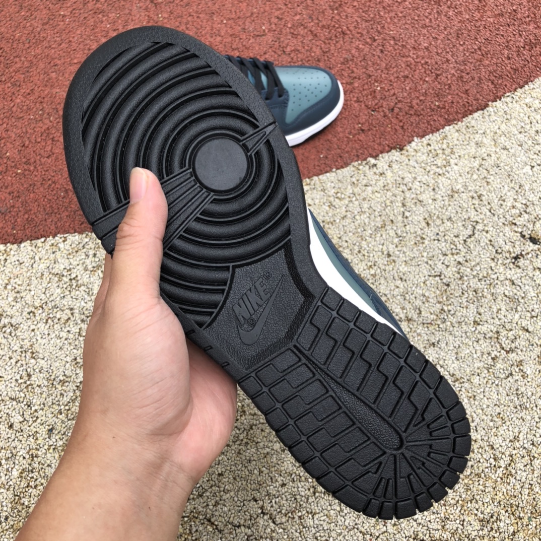 400 Nike Dunk Low 滑板鞋 低帮复古板鞋DR9705-300