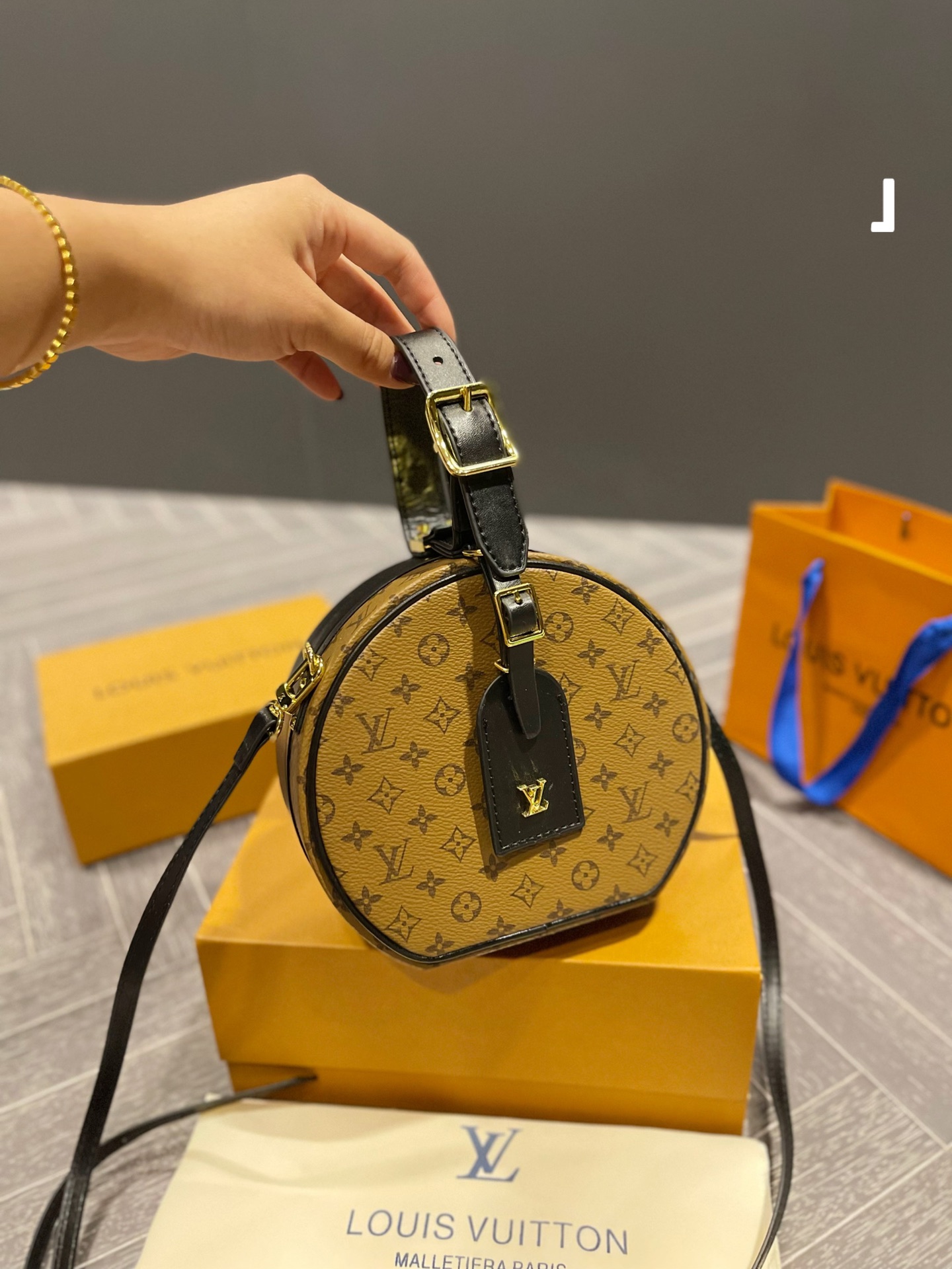 Yupoo Gucci Bags Watches Nike Clothing Jordan Yeezy Balenciaga Shoes
