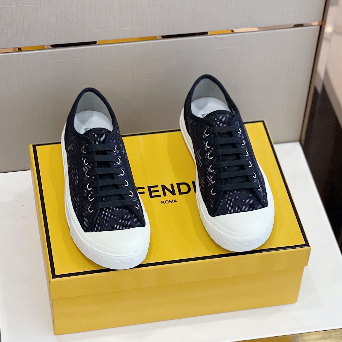 Fendi Sneakers Canvas Shoes Canvas TPU Sweatpants