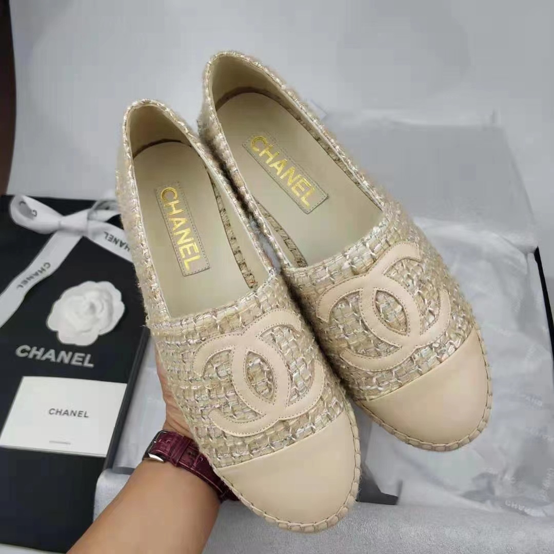 Chanel 专柜款经典鞋履 4