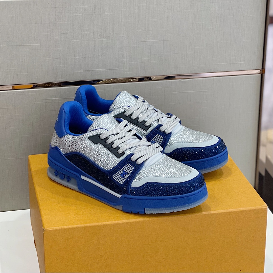 L Virgil Abloh retro basketball sneakers. Imported materials, crystal accents. Size 35-45.-Big cat