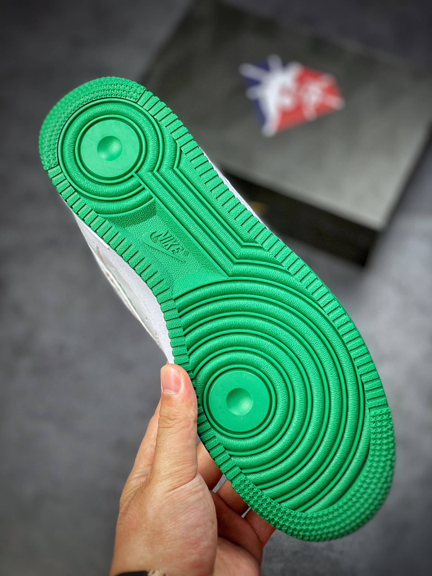 240 Nike Air Force 1 Low 07 白绿金塔图姆NK9700-131