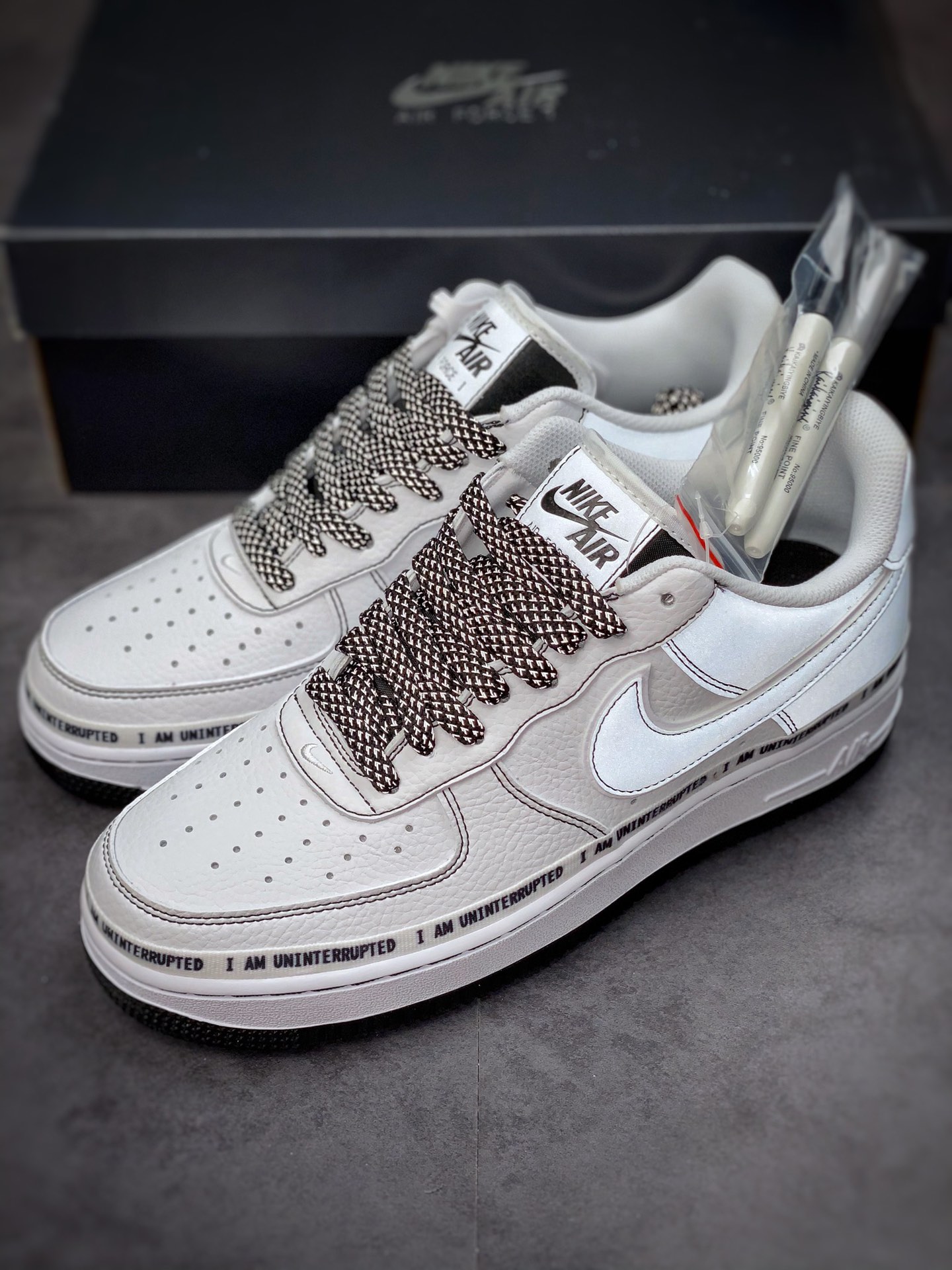 220 Nike Air Force 1 Low 07 × Uninterrupted 白黑签名涂鸦3M CQ0494-001