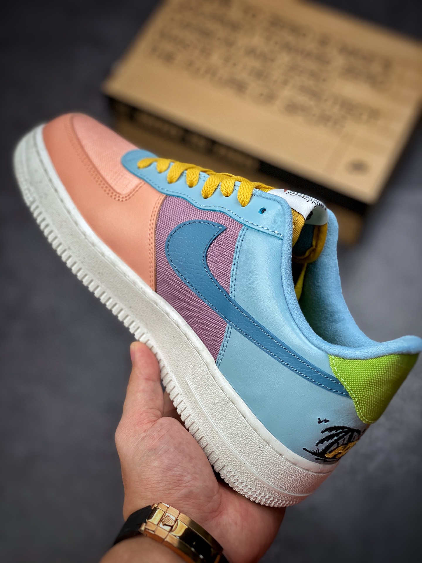 200 Nike Air Force 1 Low 07 黄粉蓝 DQ4531-700