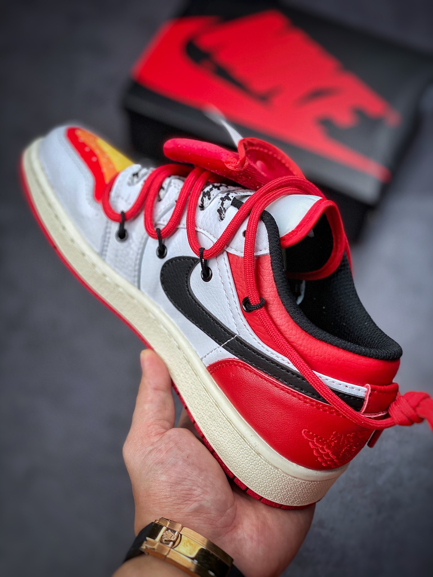 190 Nike Air Jordan 1 Low”Chicago/Year of the Tiger” 白红黑虎年绑绳553558-186