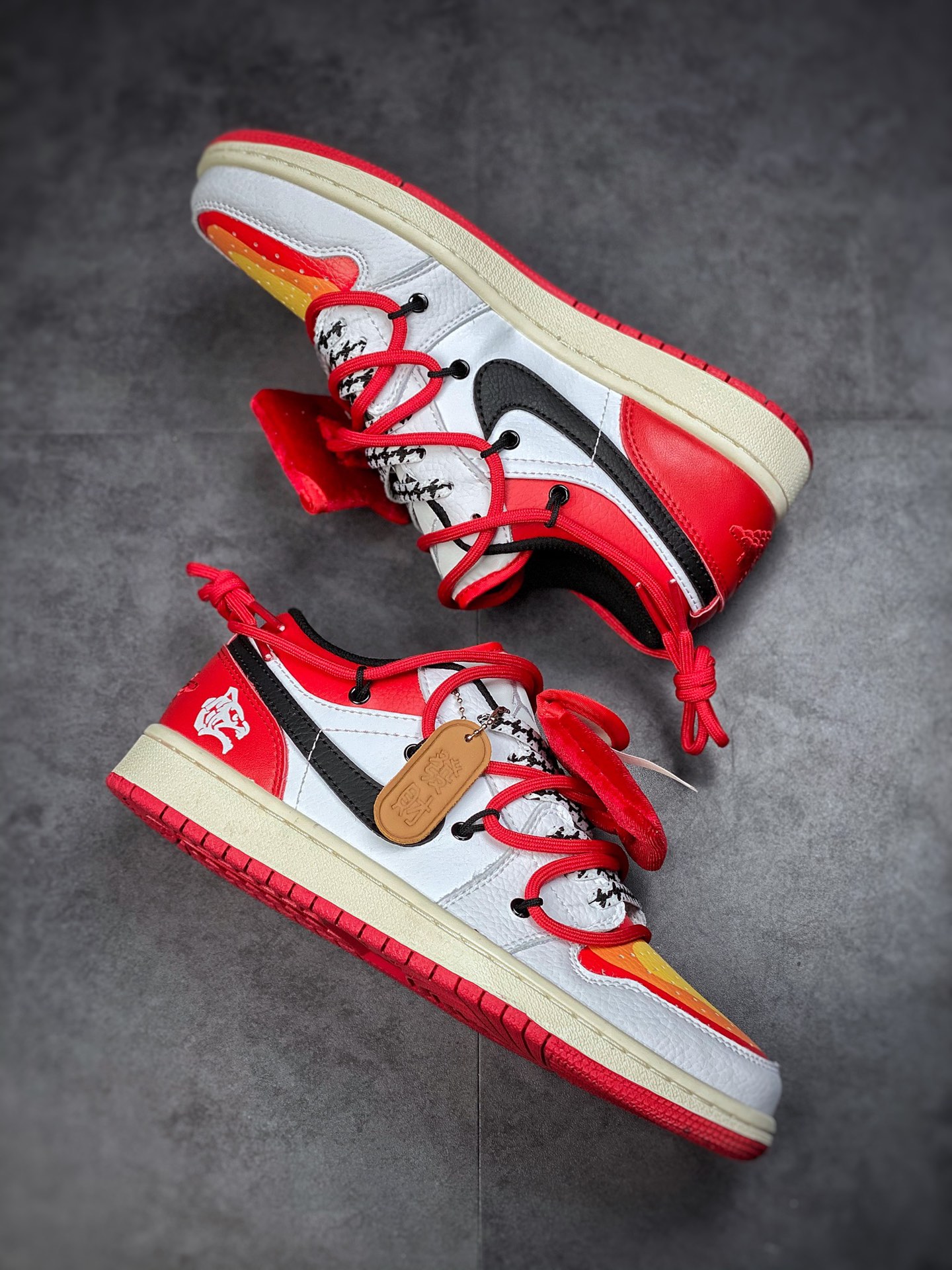 190 Nike Air Jordan 1 Low”Chicago/Year of the Tiger” 白红黑虎年绑绳553558-186