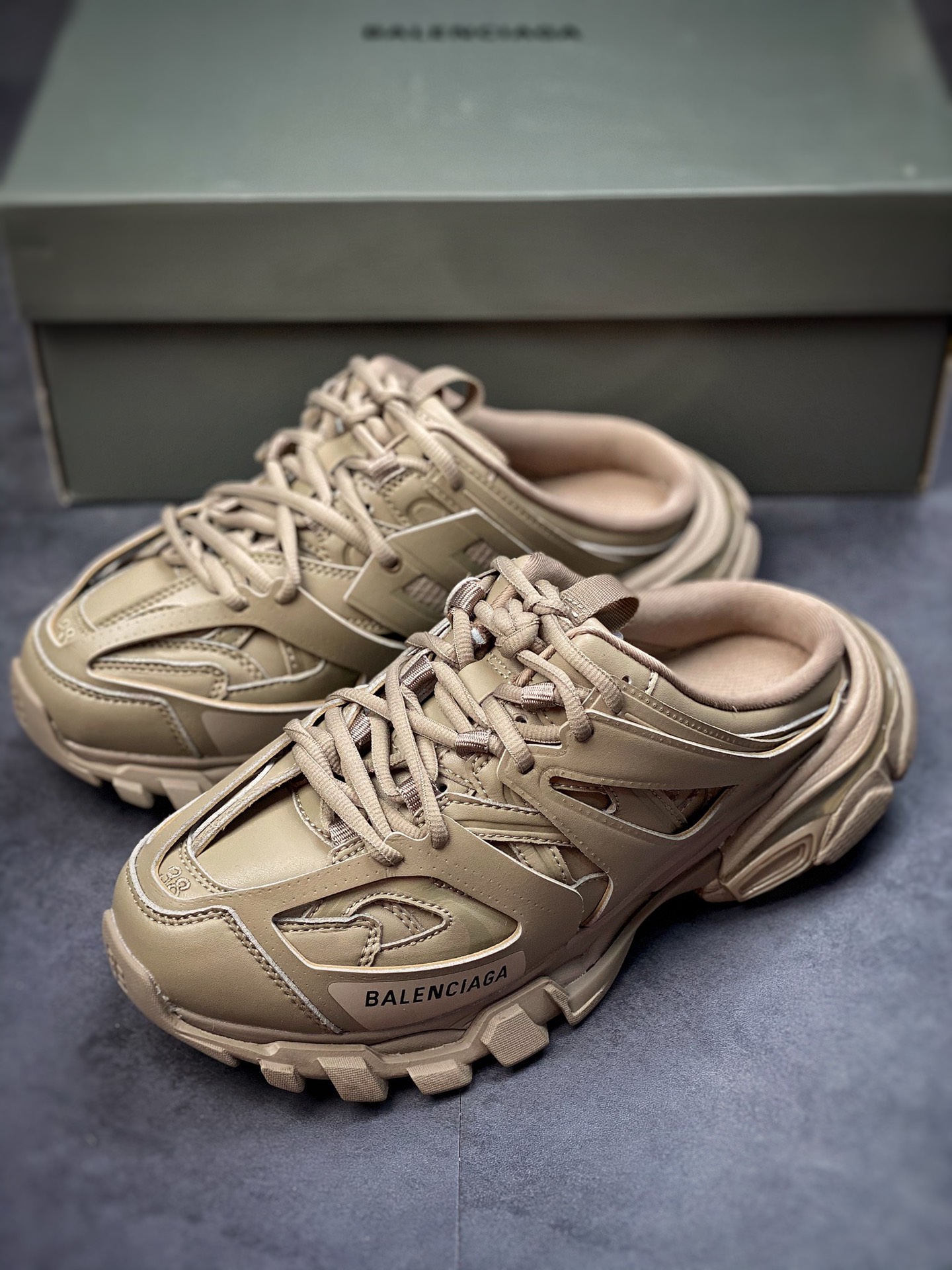 Overweight] Original Box Balenciaga Triple S Balenciaga Daddy Shoes 3.0 Brown Half Holder 653813 W2FA6 9710