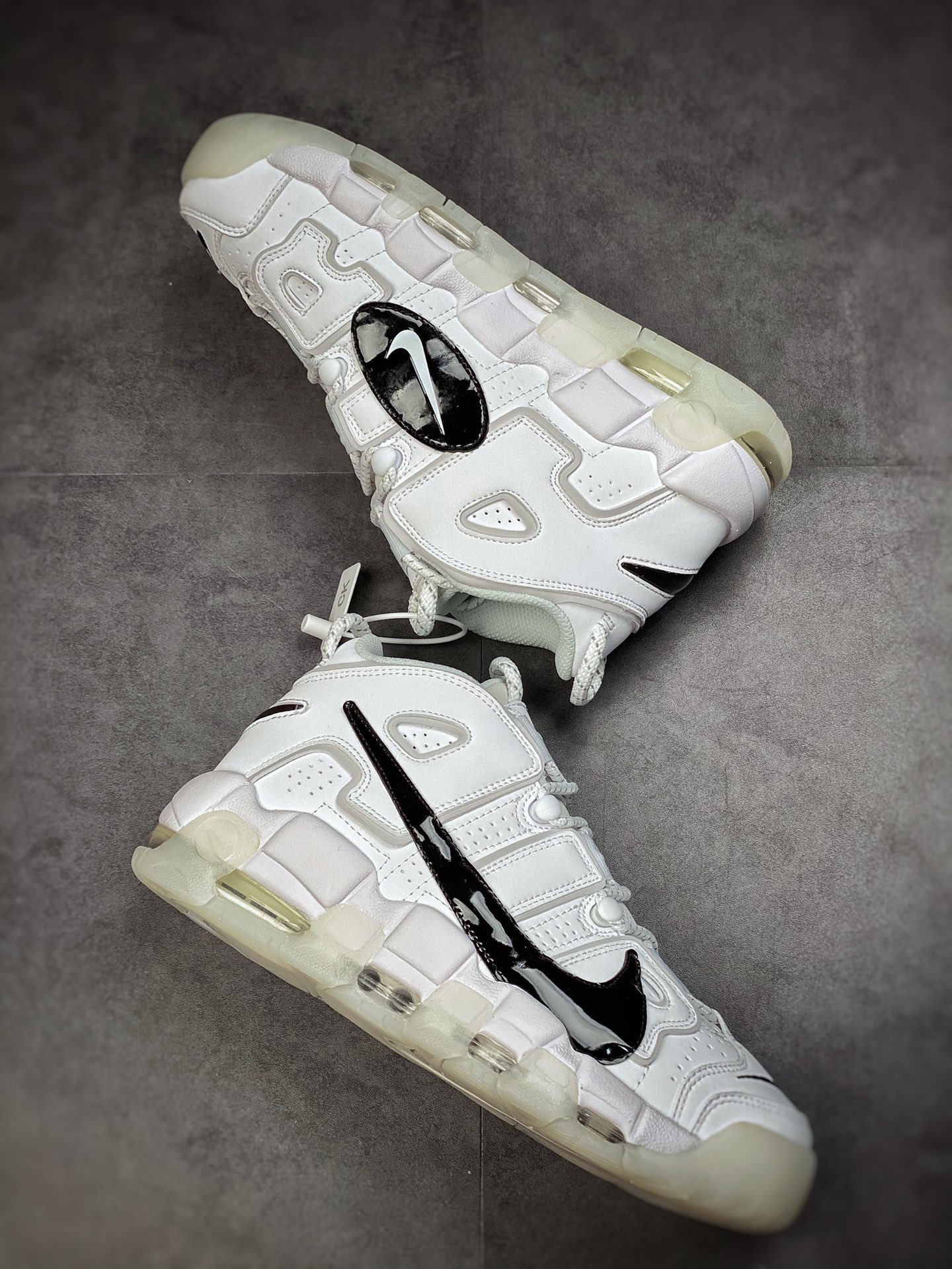 260 Air More Uptempo’96 大勾白黑 代表着历史最高版本皮蓬 DQ5014-100