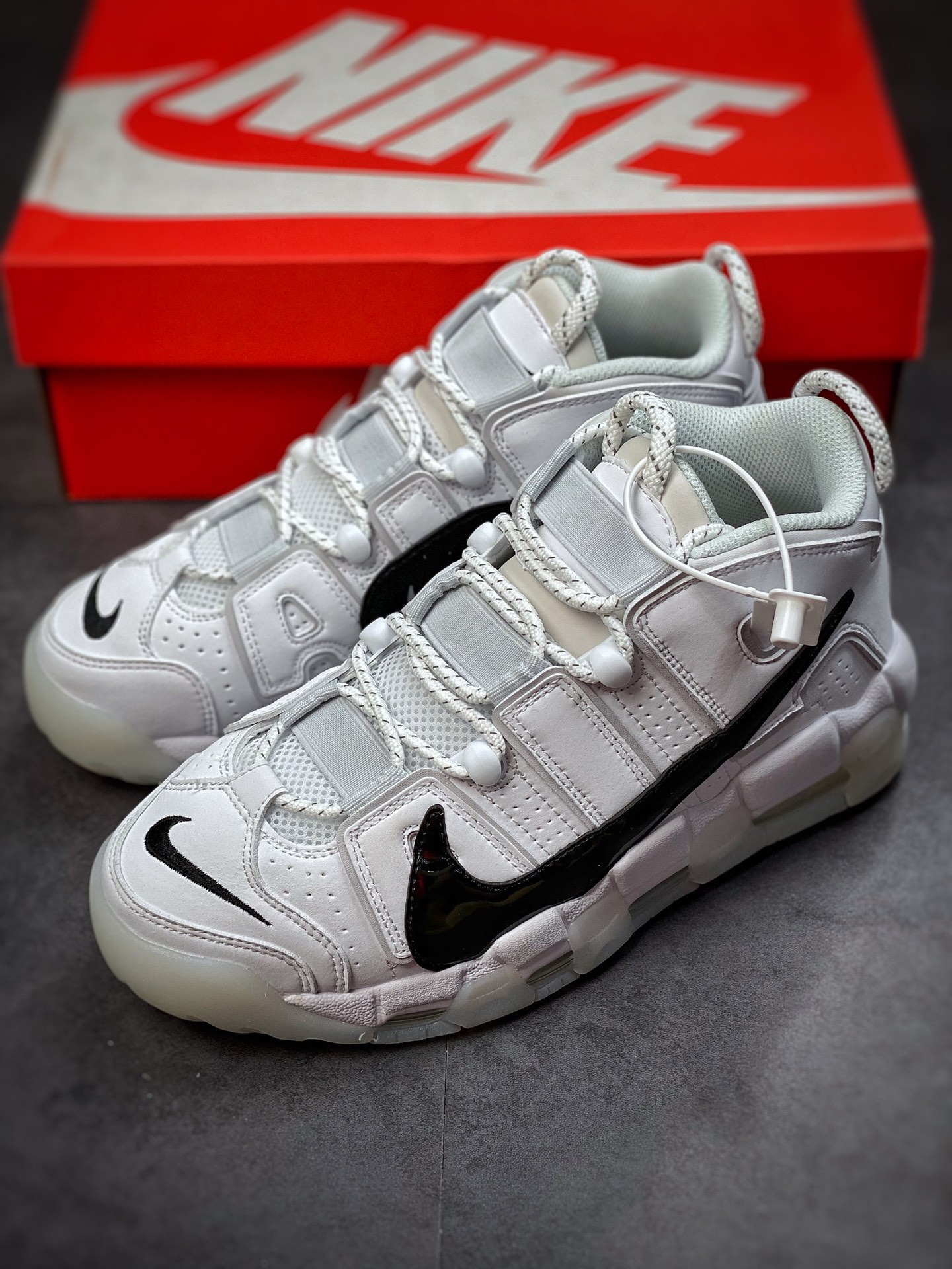 260 Air More Uptempo’96 大勾白黑 代表着历史最高版本皮蓬 DQ5014-100