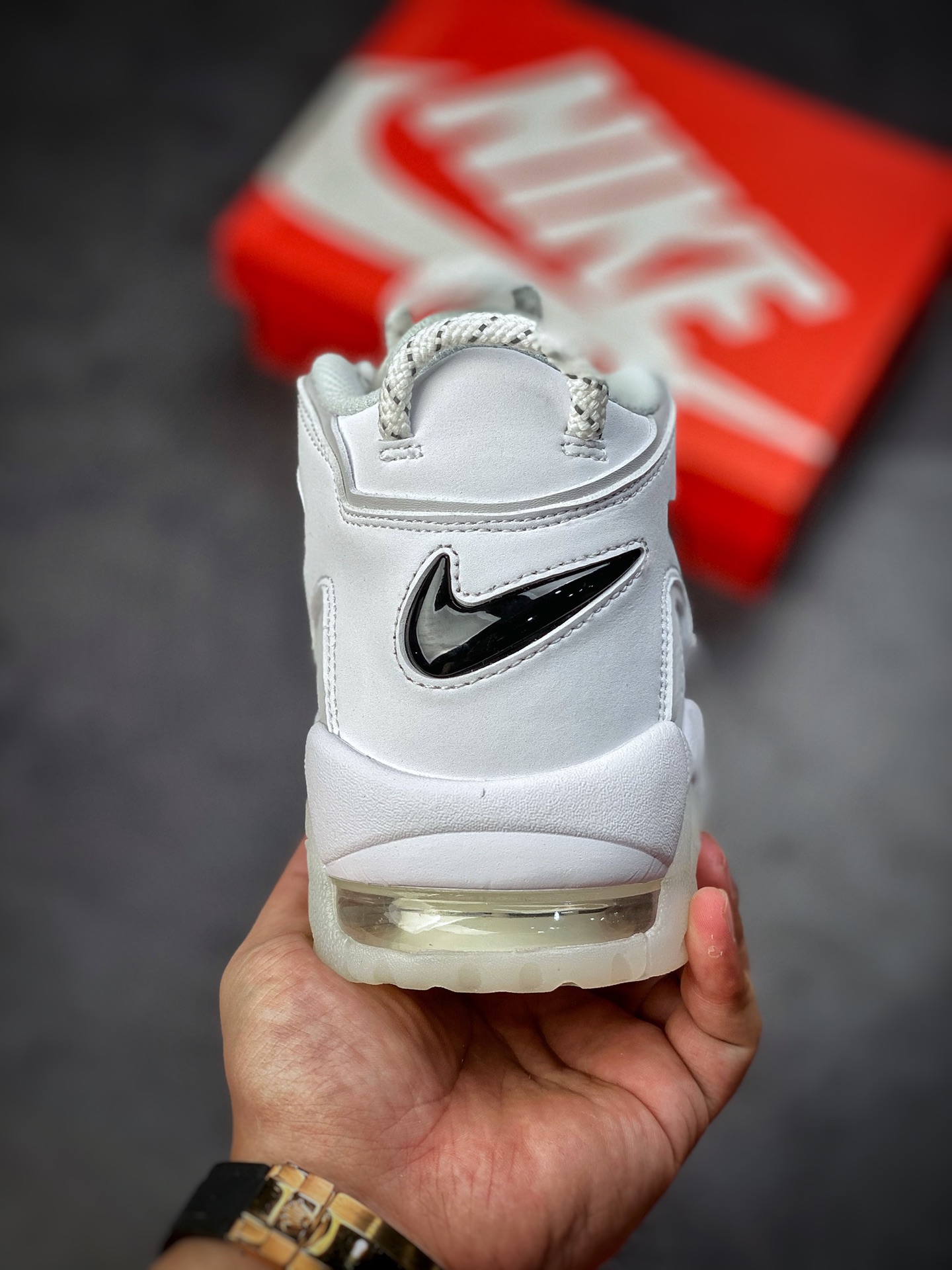 260 Air More Uptempo’96 大勾白黑 代表着历史最高版本皮蓬 DQ5014-100