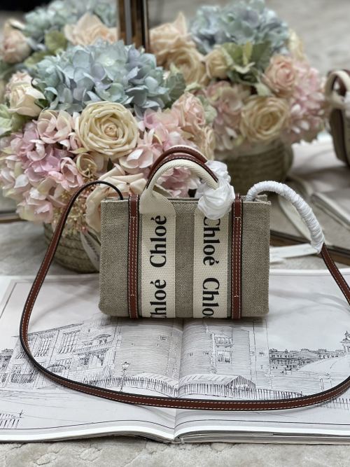 Chloé Woody Mini Tote Bag with Strap - Stylish and Versatile Brown Handbag 1 Chloé Woody Mini Tote Bag with Strap - Stylish and Versatile Brown Handbag