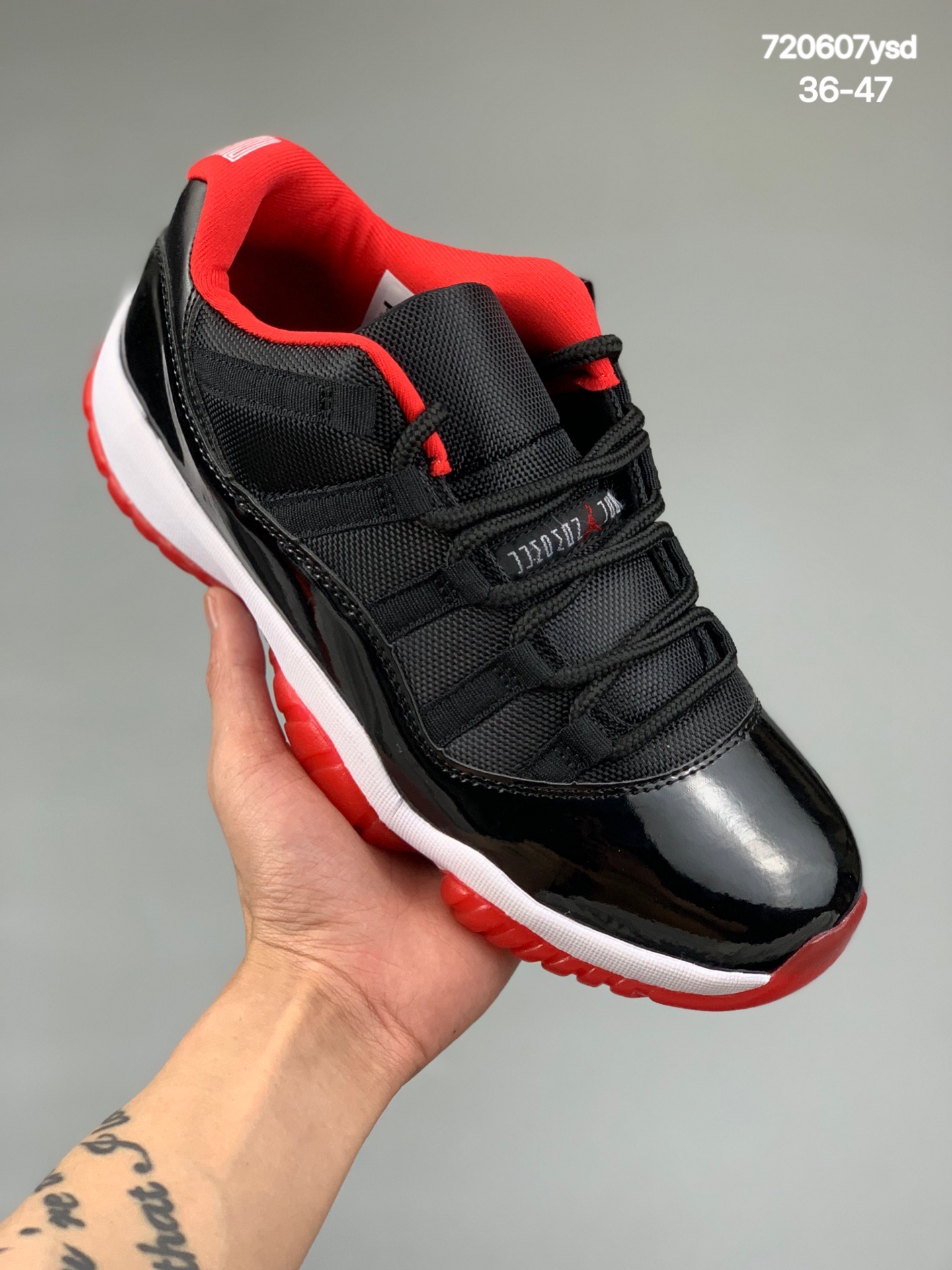 本地
耐克Nike Air Jordan 11 Retro Low