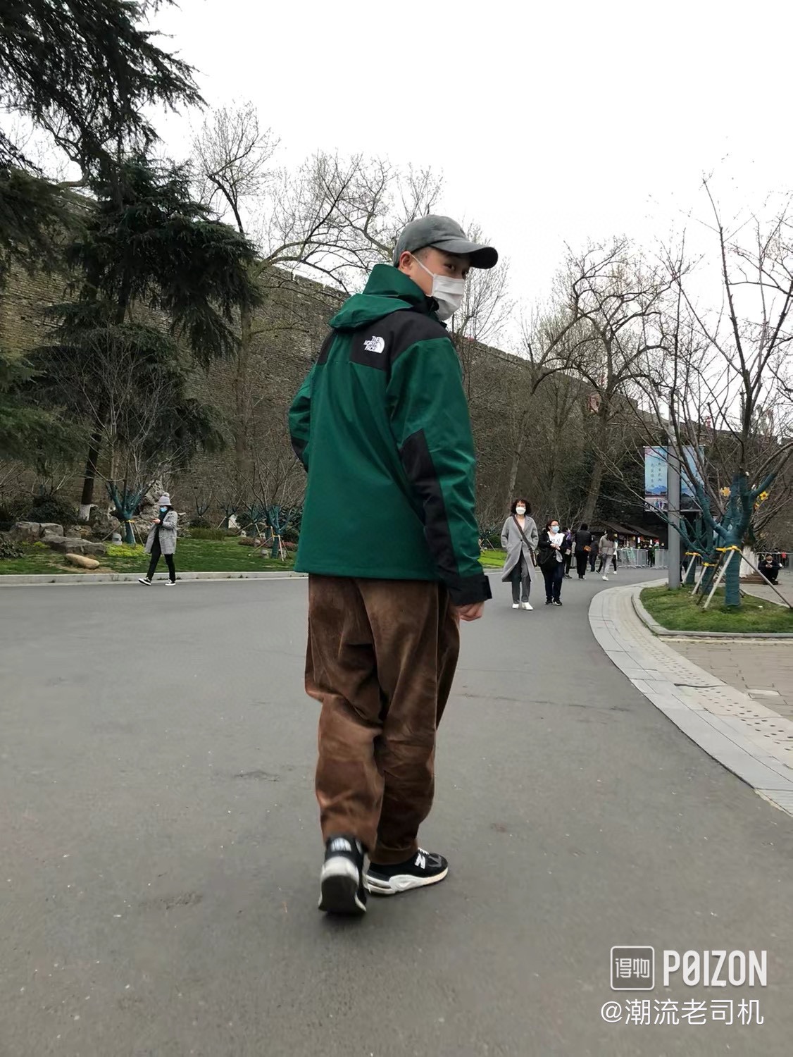批150 1990 TNF北面经典冲锋衣 墨绿色