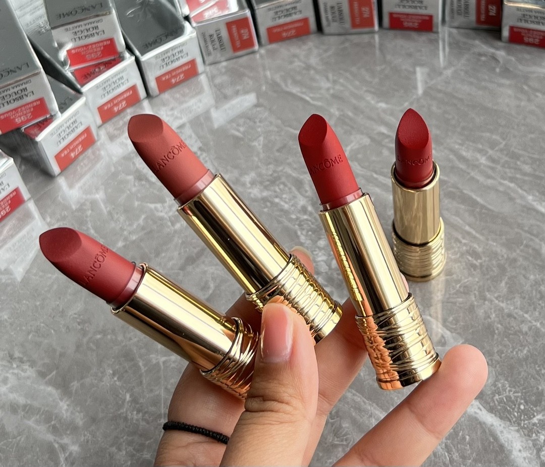 Louis Vuitton Haute Couture Couture Beauty Luxury Makeup Lipstick 4