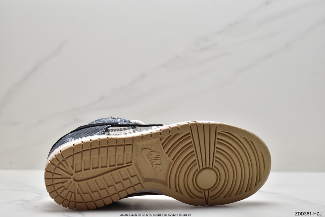 230 Travis Scott × SB Dunk Low 腰果花 CT5053-001