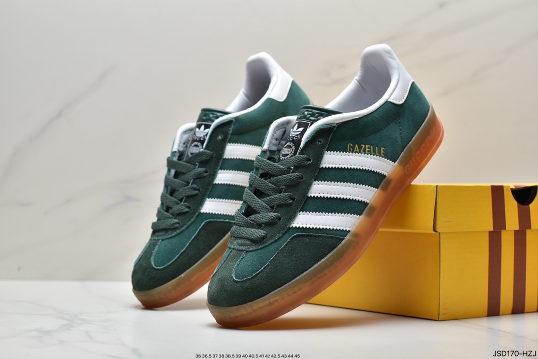 adidas Originals GAZELLE is modeled on