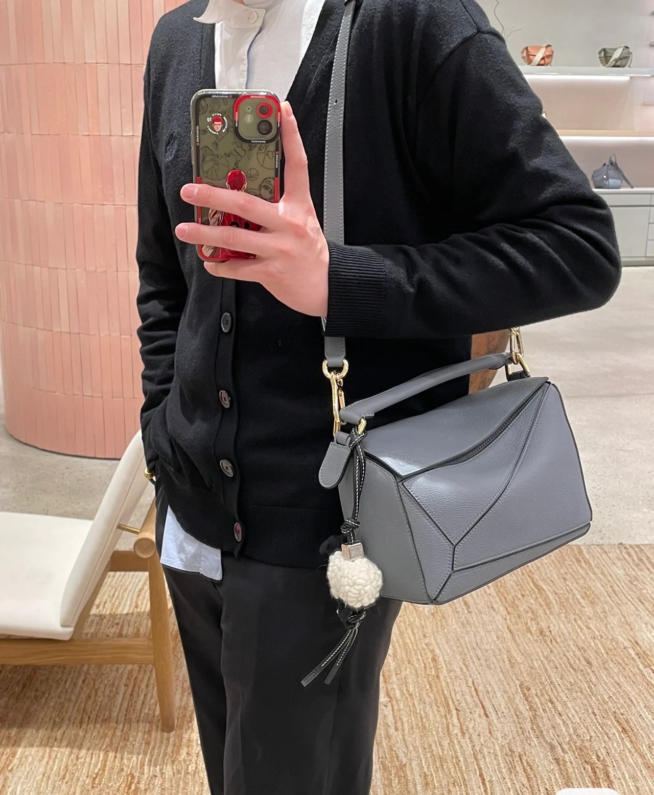 NO:192216,uzzle small new color scheme (asphalt gray) arrives, geometric bag 24cm small19860909uzzle小号新配色（沥青灰）到货,几何包24cm小号,Bag