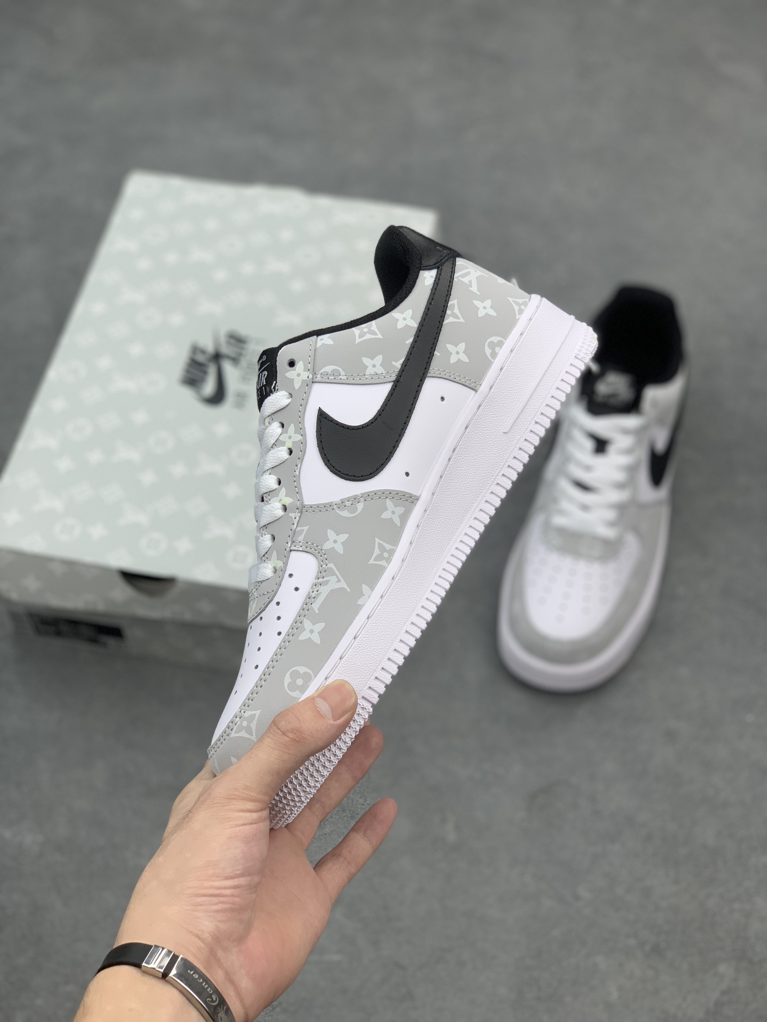 NK Air Force 1 Low '07 Custom Louis Vuitton Edition Casual Sneakers 4 i1658339302 4997 2