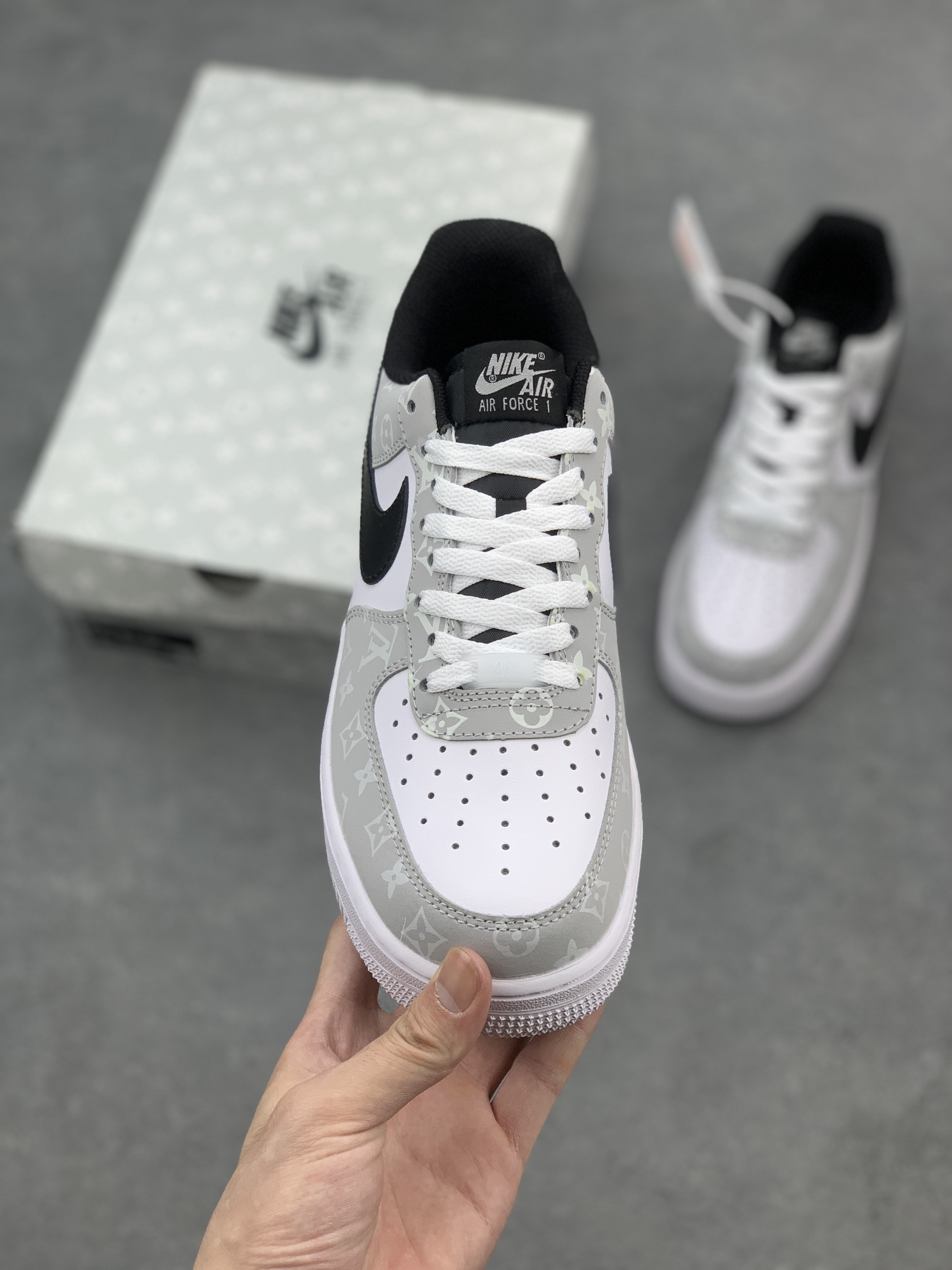 NK Air Force 1 Low '07 Custom Louis Vuitton Edition Casual Sneakers 3 i1658339302 5640 1