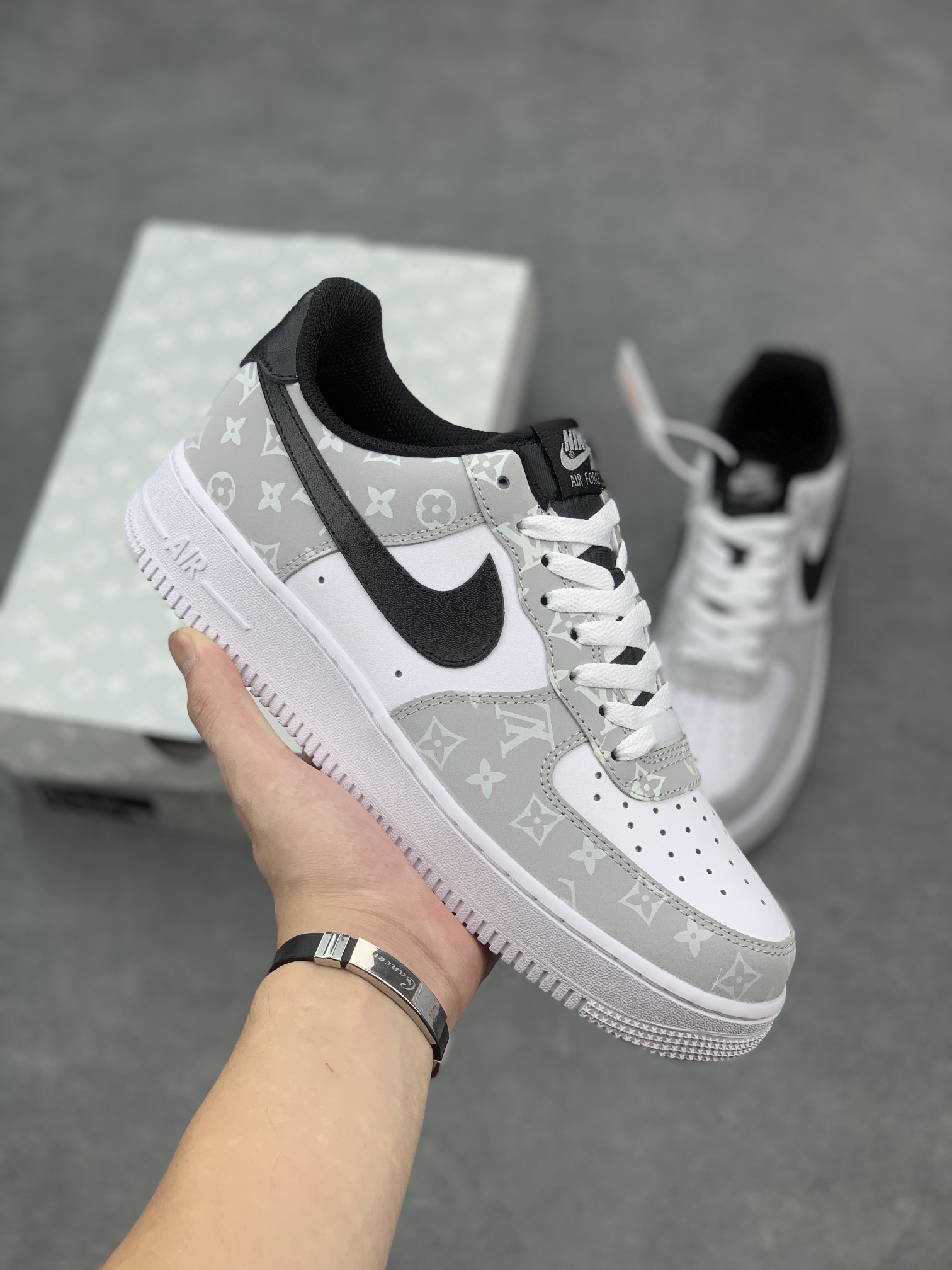 NK Air Force 1 Low '07 Custom Louis Vuitton Edition Casual Sneakers 2 i1658339302 6540 0