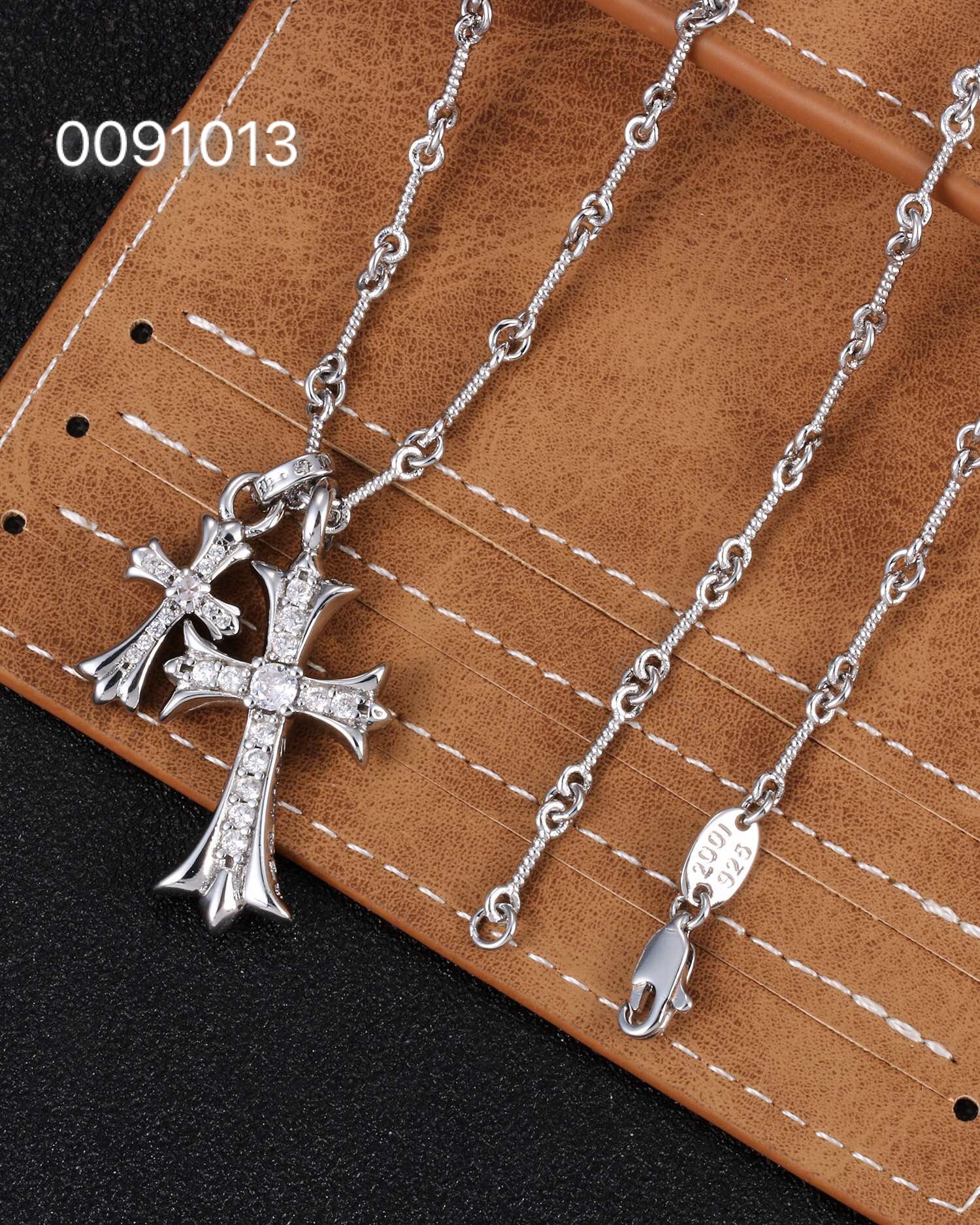 Chrome Hearts 克罗心 款双十字架项链