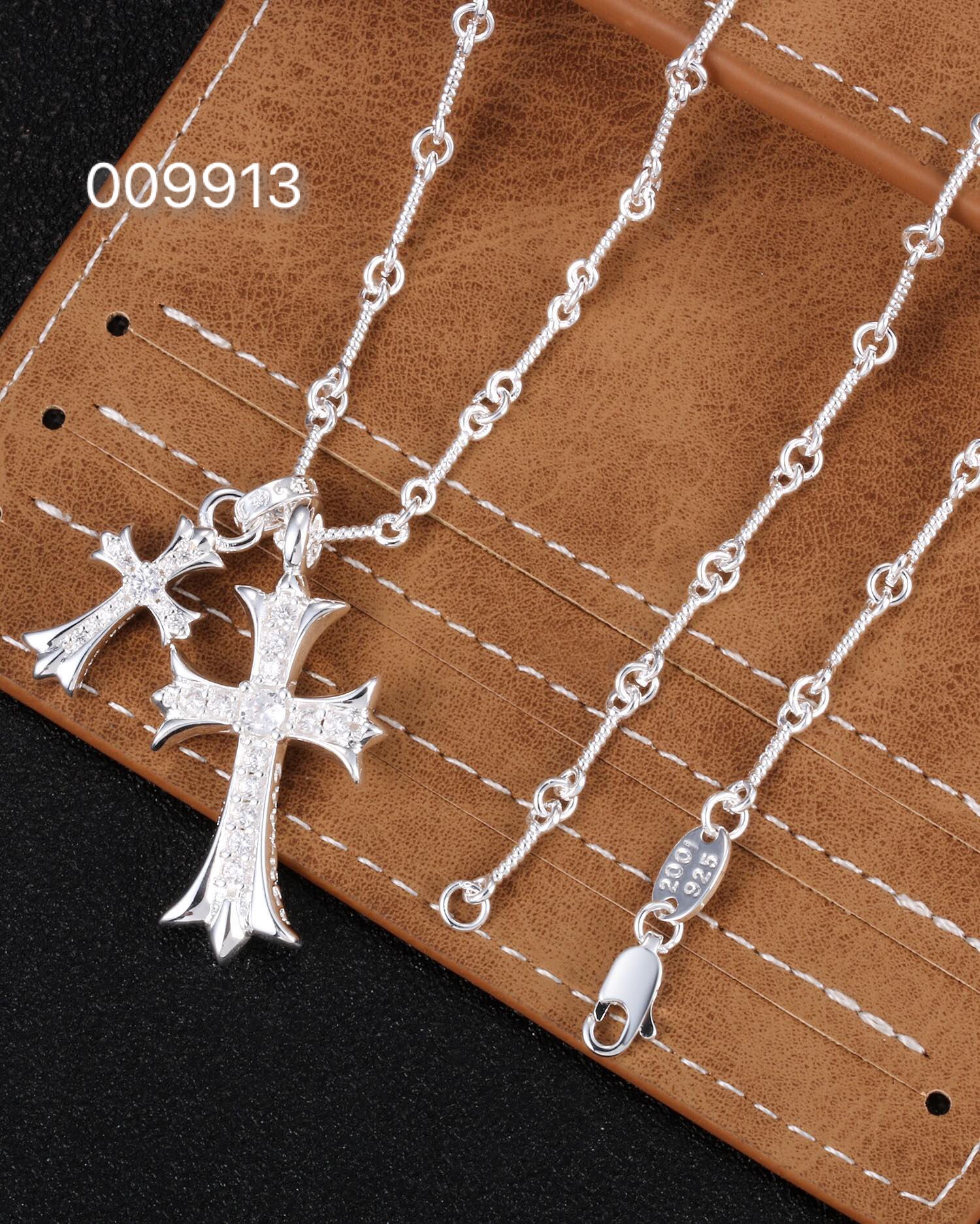 Chrome Hearts 克罗心 款双十字架项链