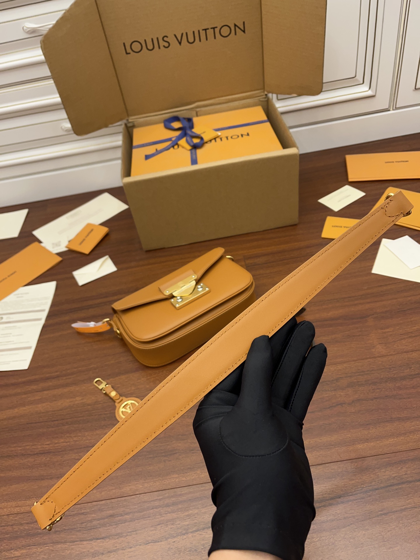 M20396 Details (1) - Bag 6