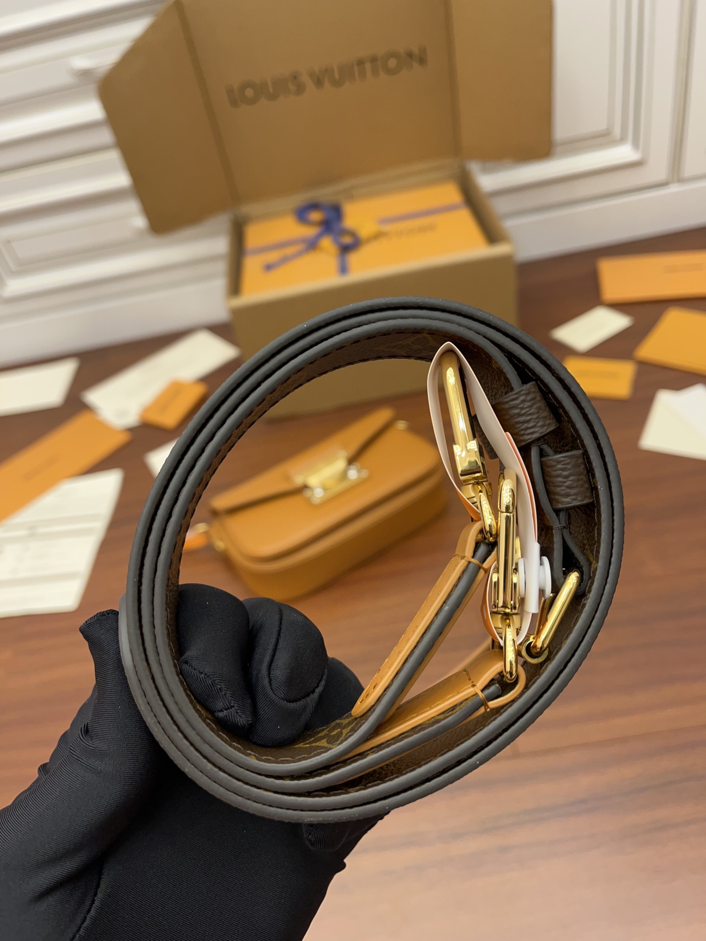 M20396 Details (1) - Bag 5