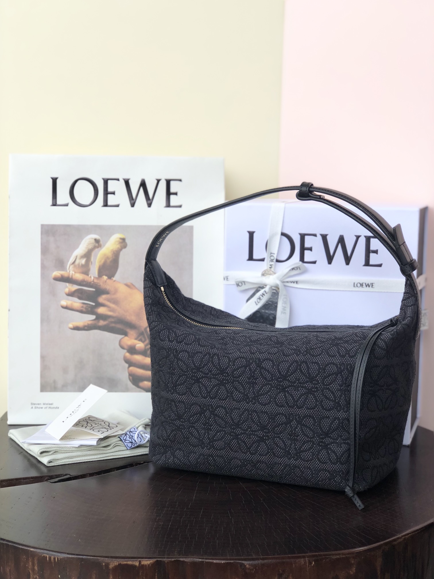 LOEWE Grand sac Cubi Anagram en toile jacquard - Qualité supérieure