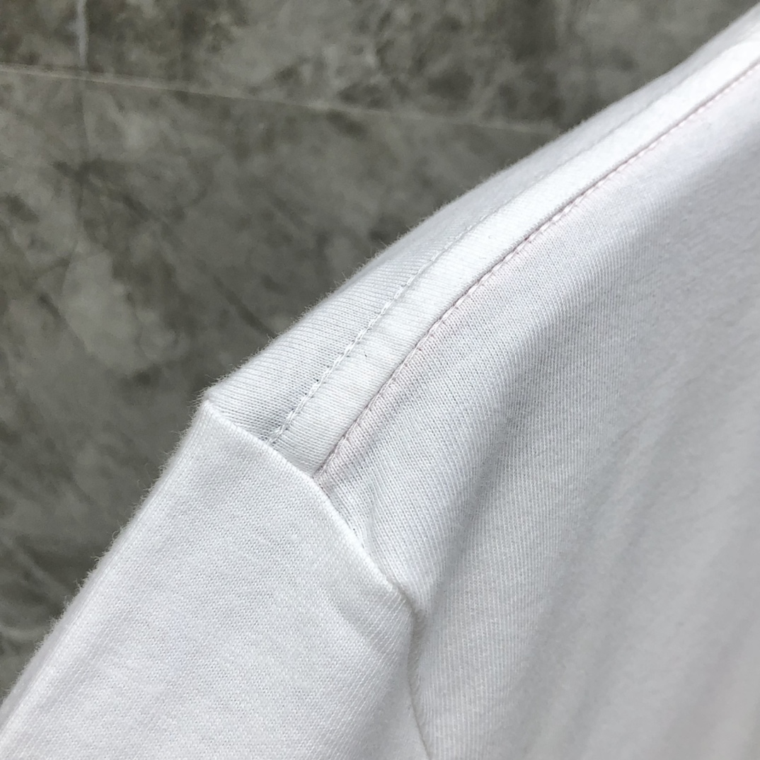 톰브라운 가재 무늬 남성 반팔 티셔츠 상세 이미지 4
