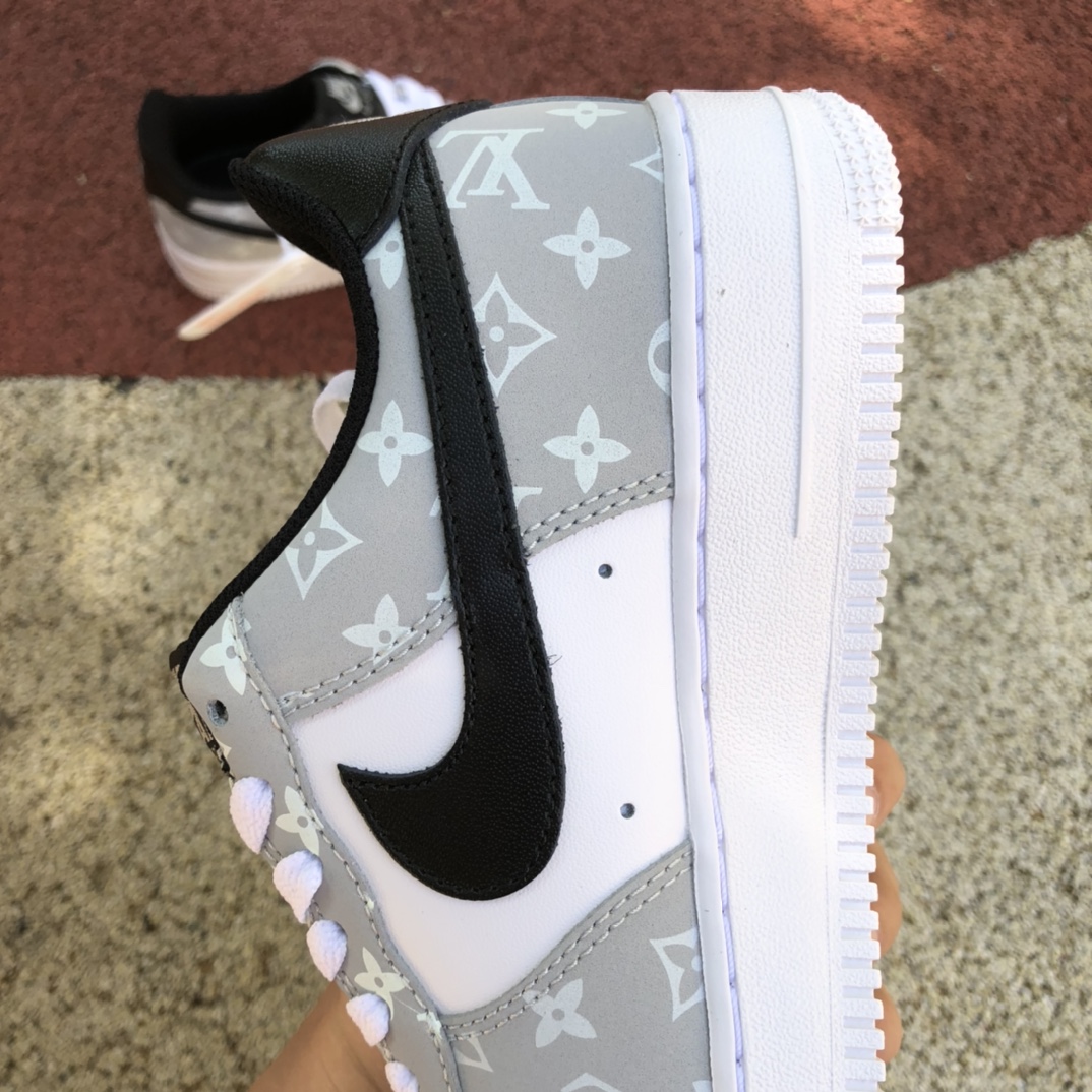 300  Nike Air Force 1 Low ’07纯原版本低帮空军一号灰白色LV联名款板鞋BQ8988-108
