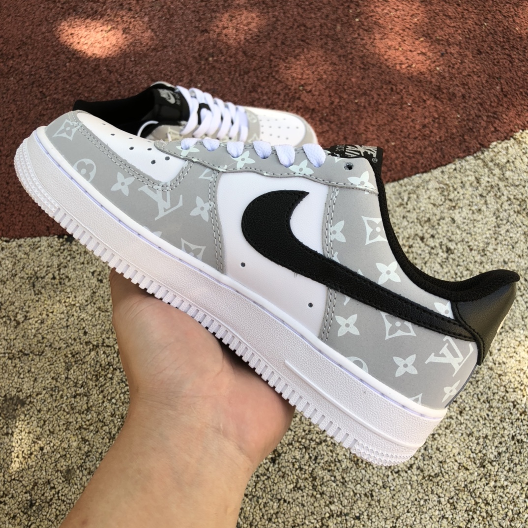 300  Nike Air Force 1 Low ’07纯原版本低帮空军一号灰白色LV联名款板鞋BQ8988-108