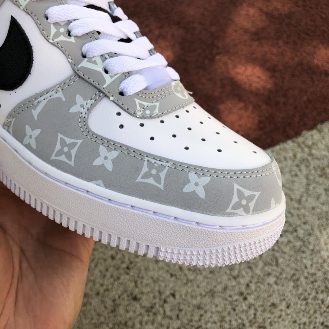 300  Nike Air Force 1 Low ’07纯原版本低帮空军一号灰白色LV联名款板鞋BQ8988-108