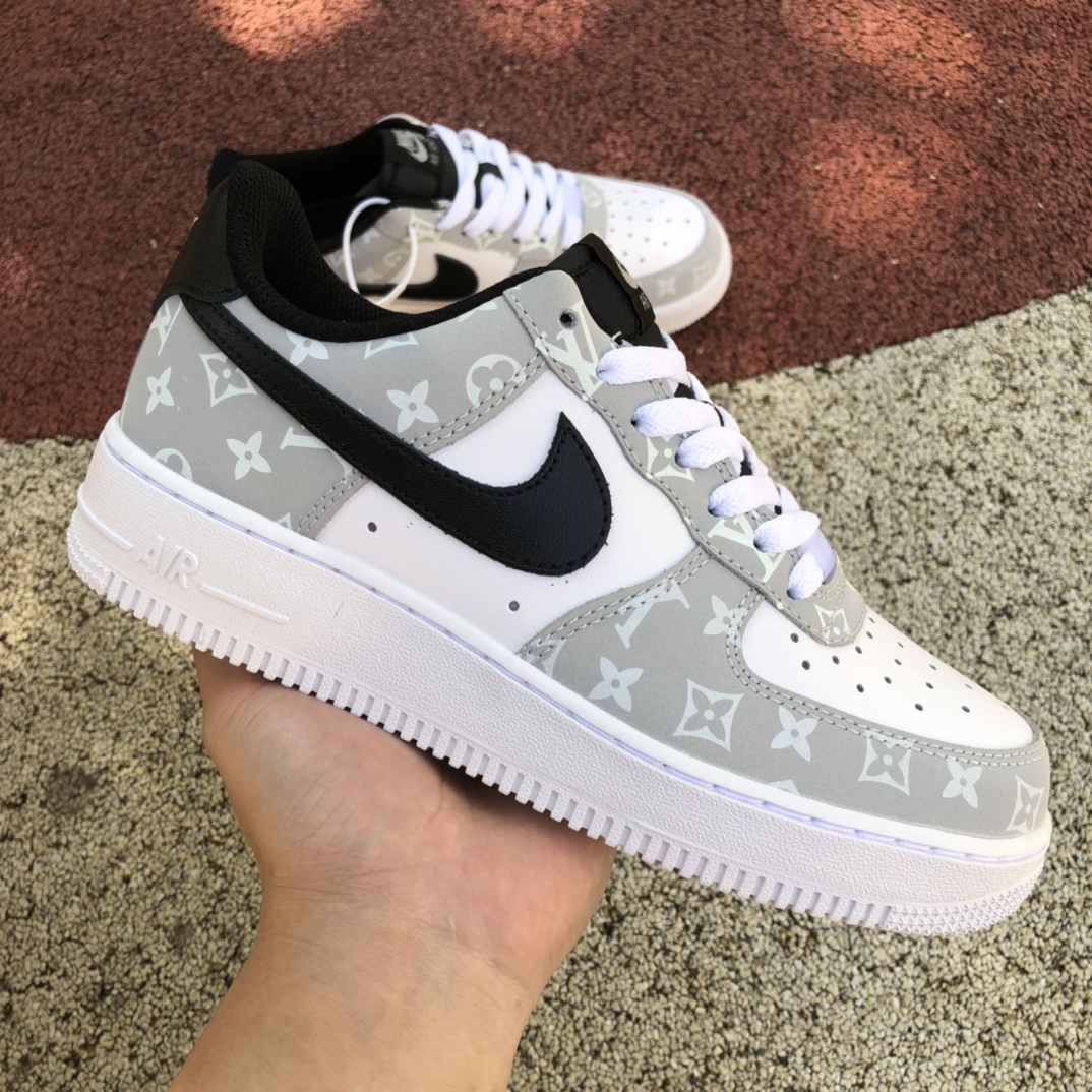 300  Nike Air Force 1 Low ’07纯原版本低帮空军一号灰白色LV联名款板鞋BQ8988-108