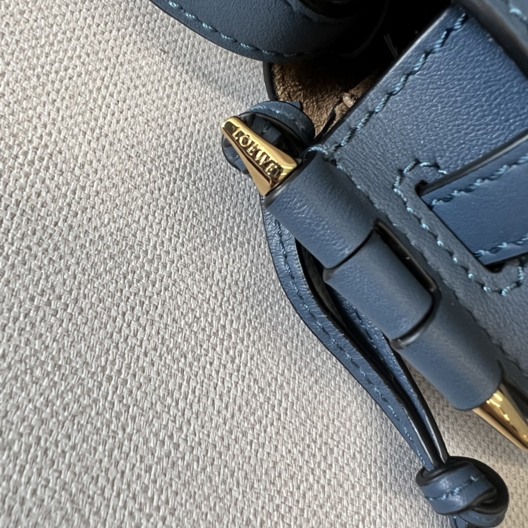 L⊚℮w℮🌟 Gate Dual 🆕新色（玛瑙蓝）miniGateDual手袋采用柔软天然牛皮革精制而成