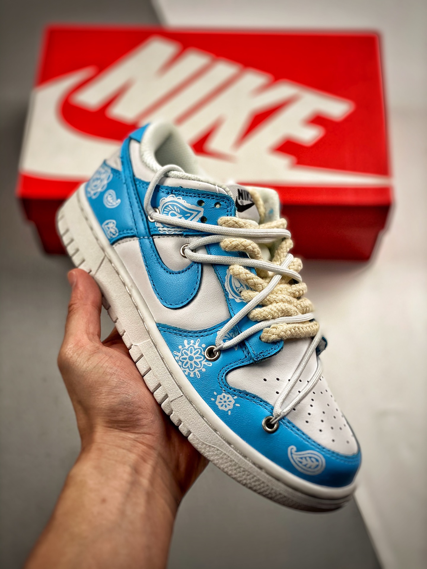 -5 Nike Dunk Low 腰果花主题定制 耐磨防滑 低帮休闲板鞋 男女款 原厂原档案开发，原盒原标，原厂头层皮料，官方厚鞋舌设计，做工细节全方位比对原鞋。 码数：36 36.5 37.5 38 38.5 39 …