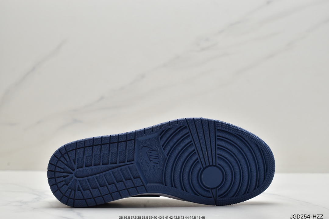 180 Air Jordan 1 Low OG “Mystic Navy” 黑蓝头层版本 CZ0790-041