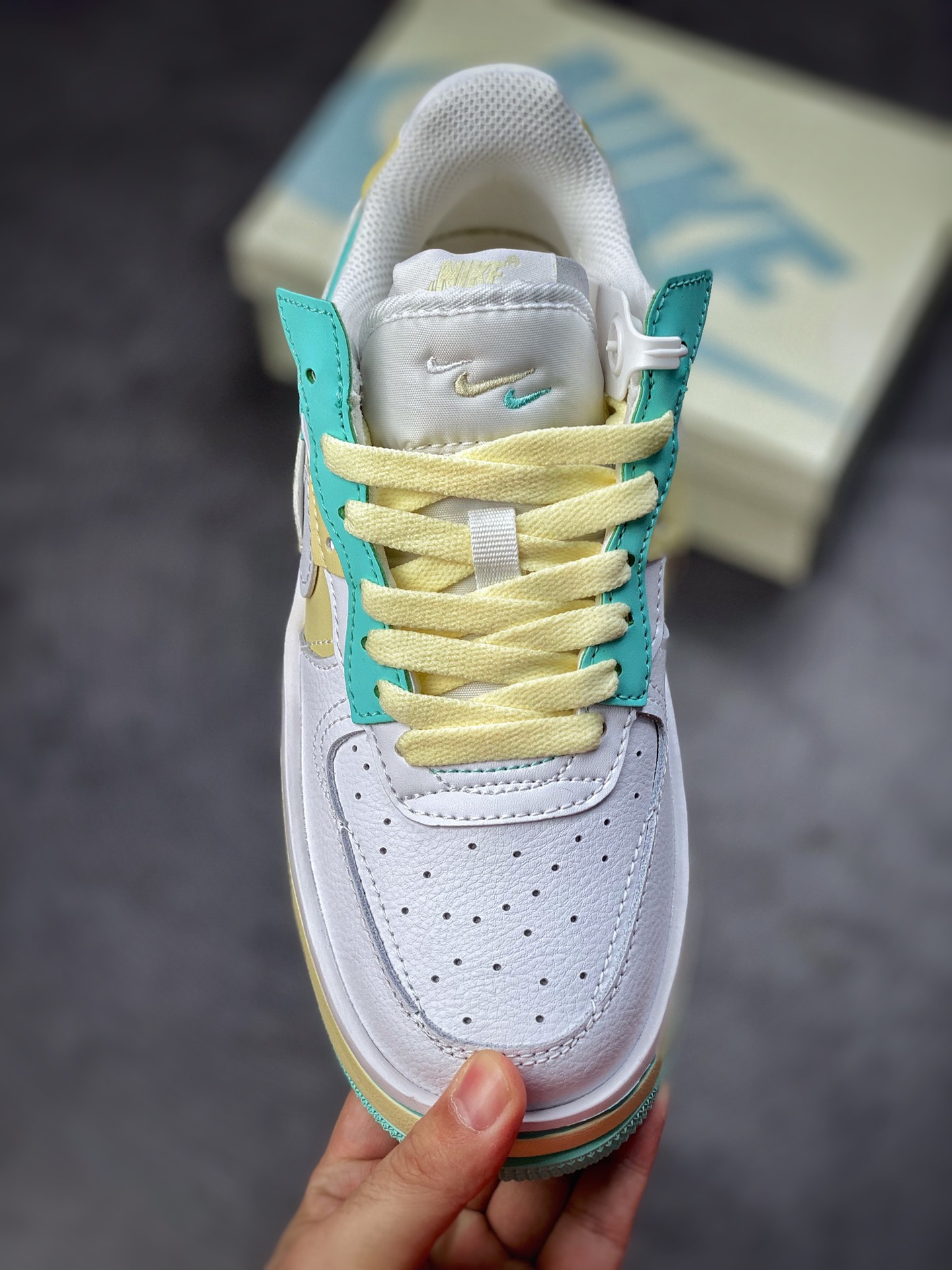 260 Nike Air Force 1 Fontanka 马卡龙 冰柠檬 CW6688-610