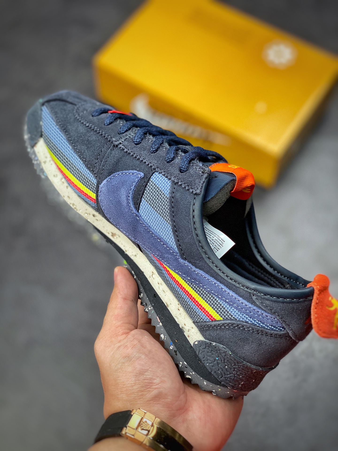 190 Union x Nike Cortez 重磅联名 整体延续 Nike Cortez 传统的「阿甘鞋」造型DR1413-009